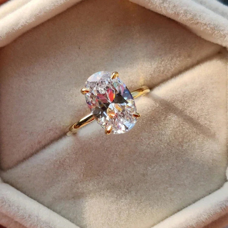 Amora Oval Zircon Ring